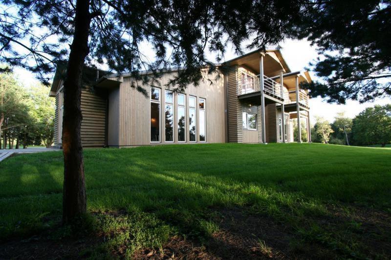 Beach Guesthouse Lenkas Saraiķi エクステリア 写真