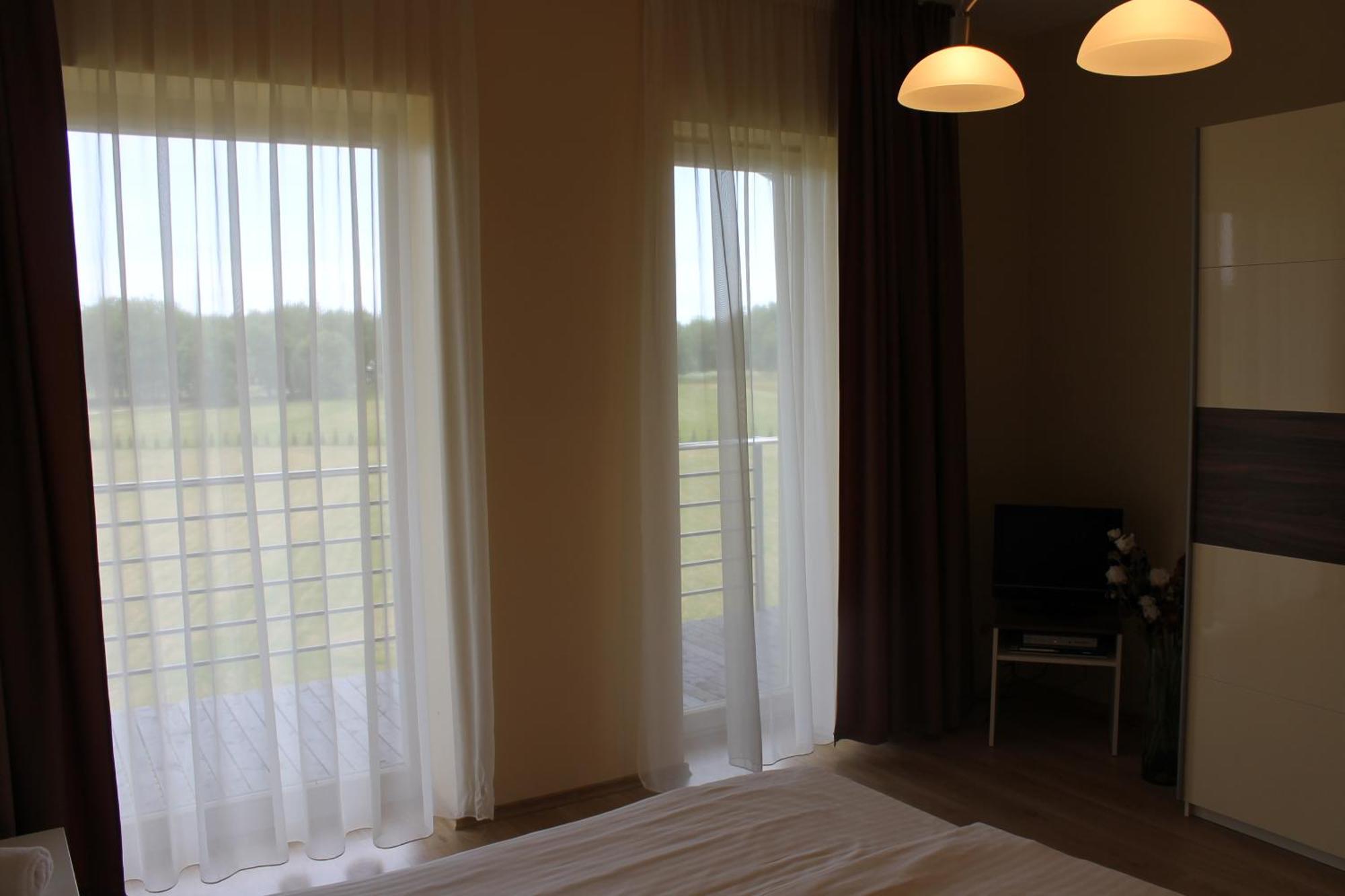 Beach Guesthouse Lenkas Saraiķi エクステリア 写真